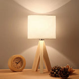 Table Lamp - Nature-Inspired Wooden Design - Warm Ambient Lighting